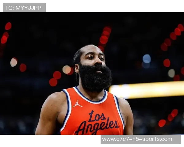 哈登感慨约翰郝即将获得硕士学位自己却未完成大学学业