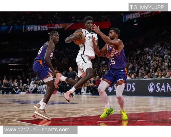 新秀沃尔夫闪耀赛场篮网主帅强调机会源于努力与坚持